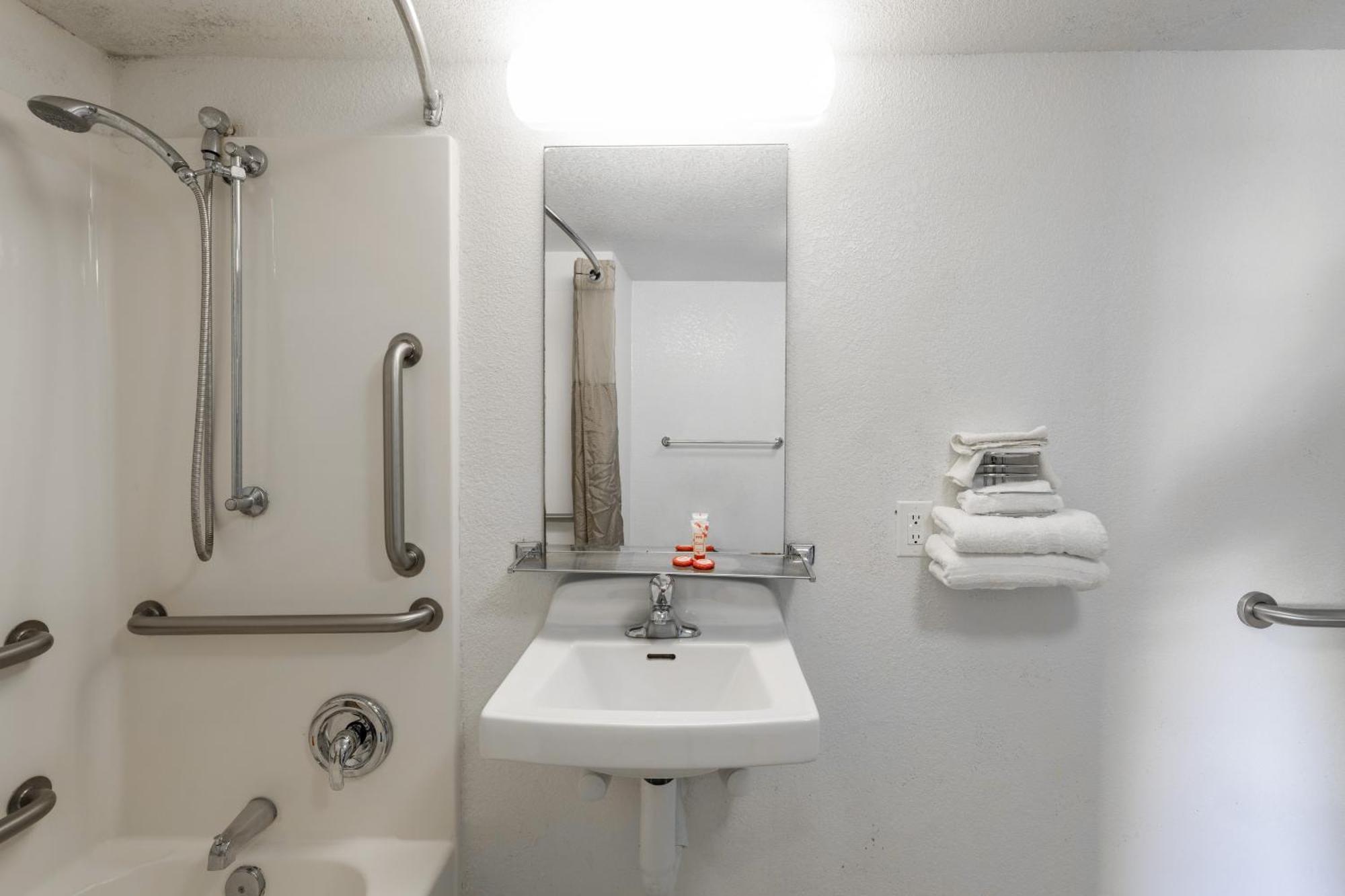 Oyo Hotel Houston Katy Freeway Dış mekan fotoğraf
