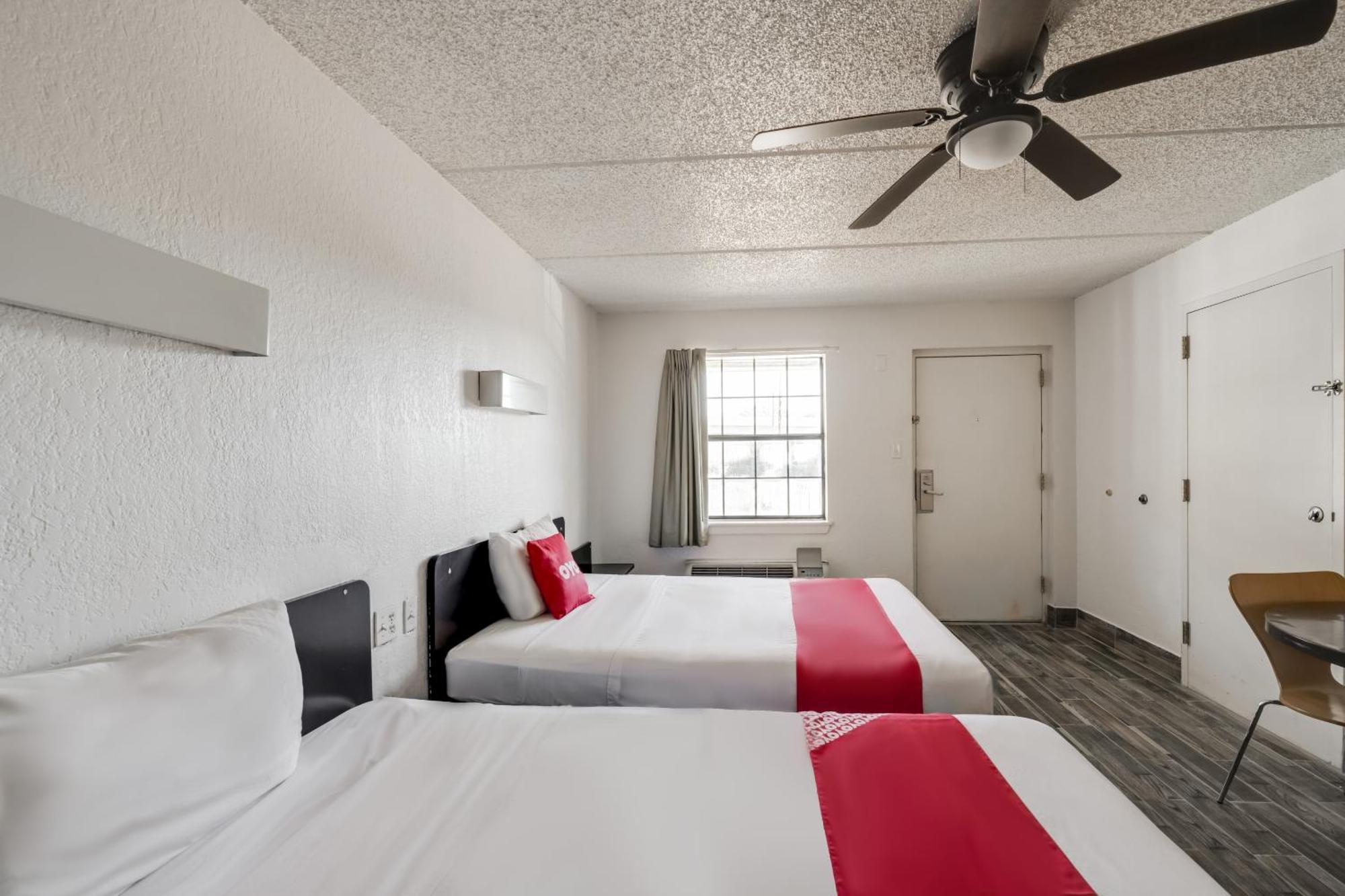 Oyo Hotel Houston Katy Freeway Dış mekan fotoğraf