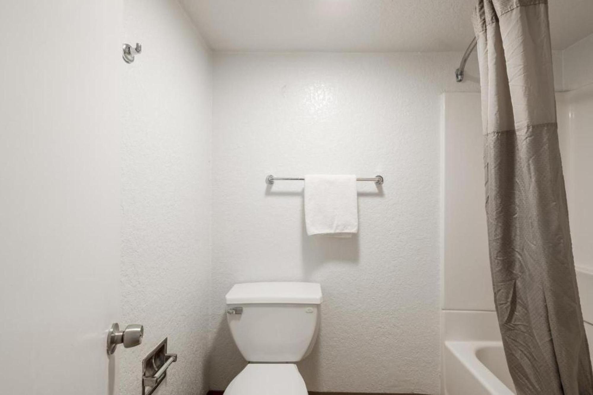 Oyo Hotel Houston Katy Freeway Dış mekan fotoğraf