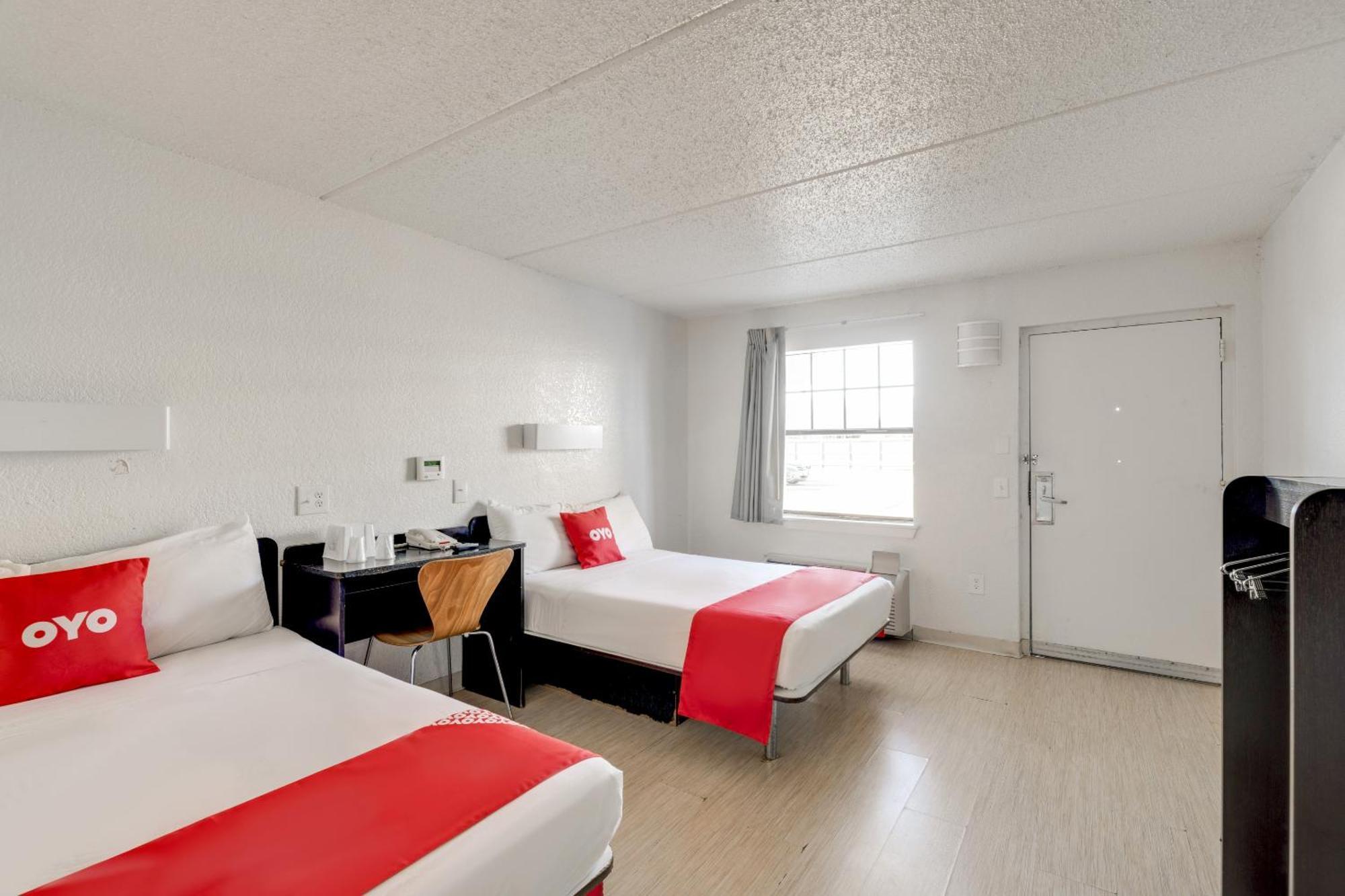 Oyo Hotel Houston Katy Freeway Dış mekan fotoğraf