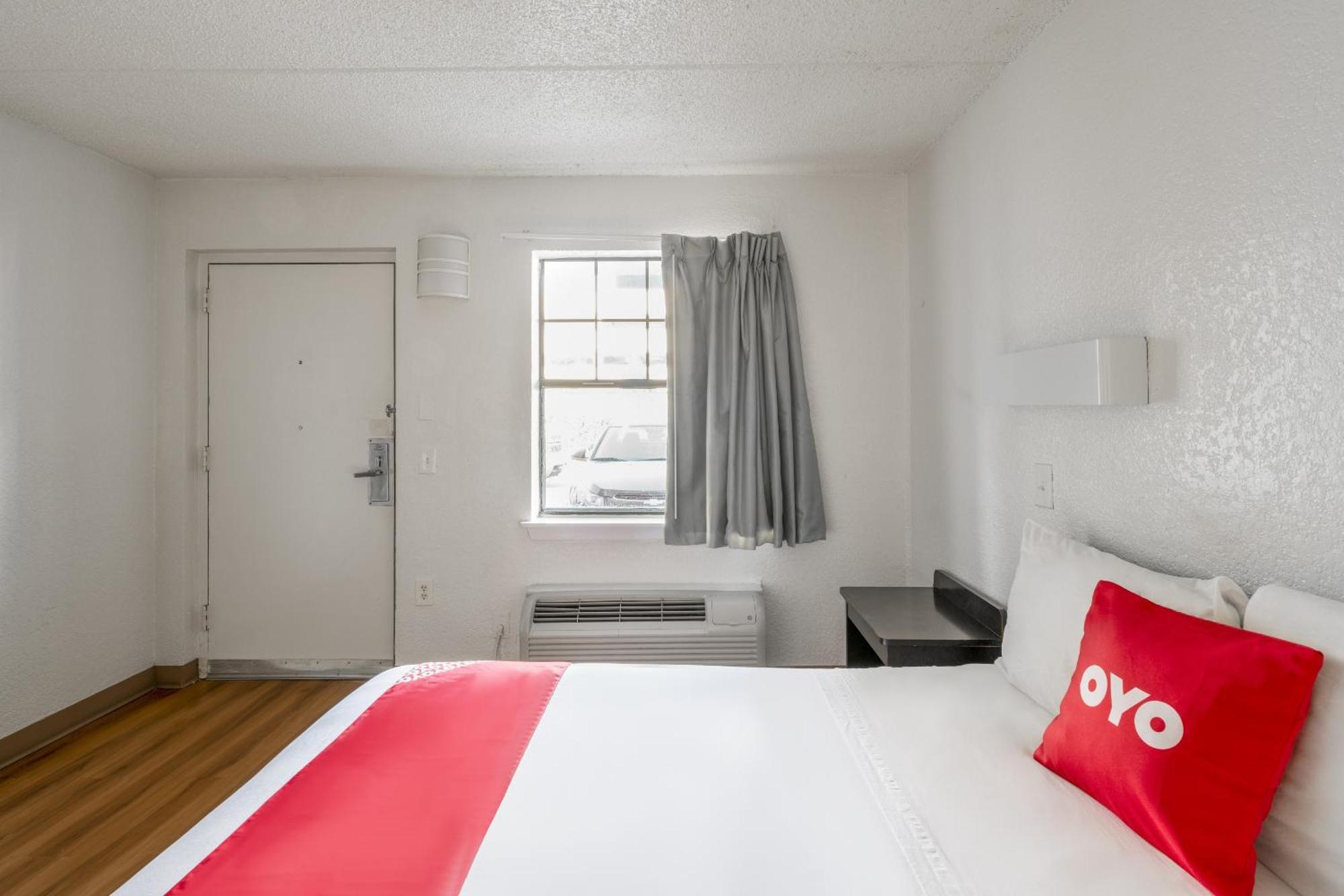Oyo Hotel Houston Katy Freeway Dış mekan fotoğraf